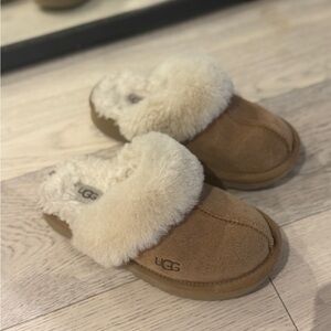 UGG Cozy Il Slippers